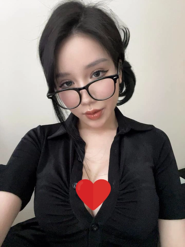 “Fanboy” ngỏ lời, streamer “chị đại” đáp trả cực gắt